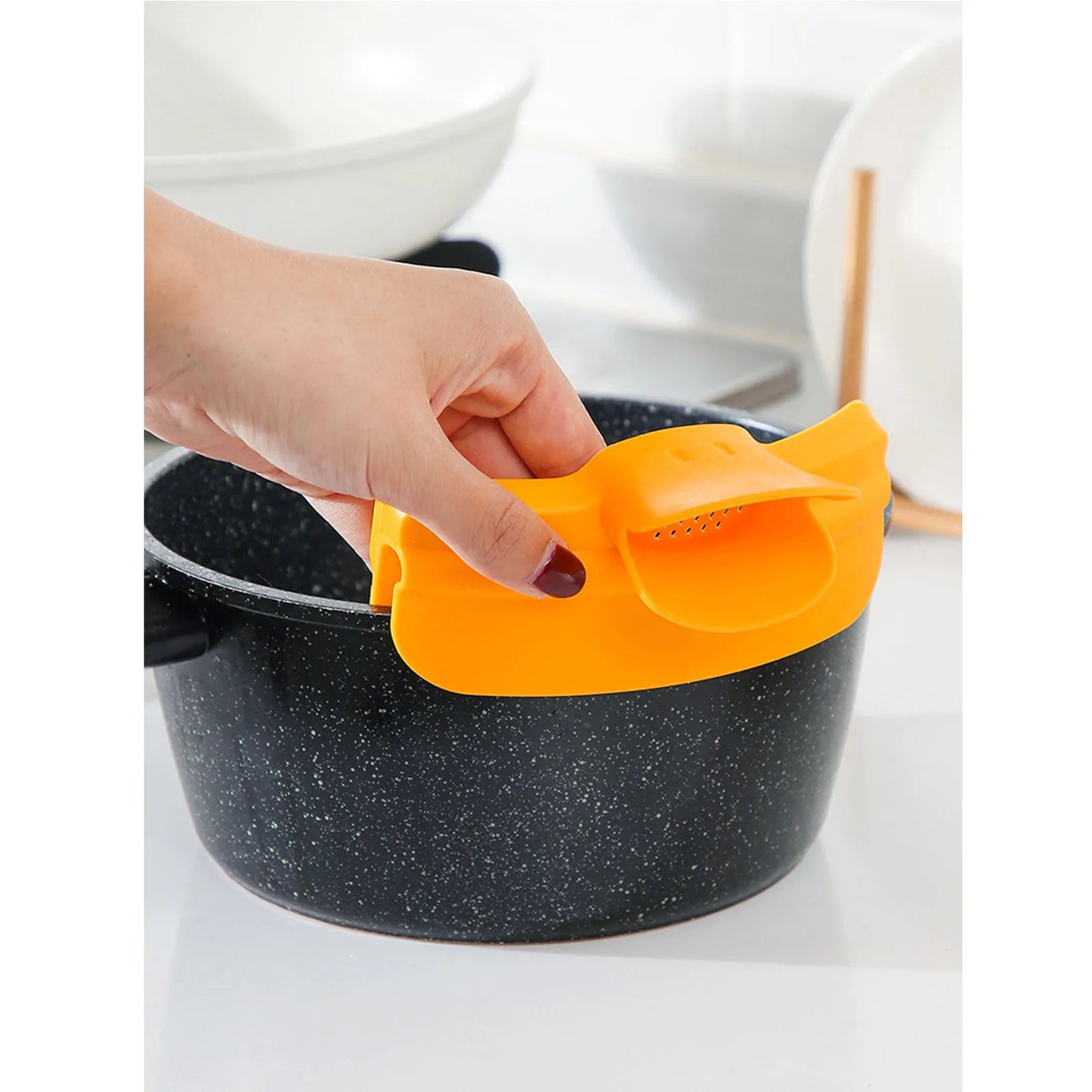 Silicone Pour Spout – Splash-Proof