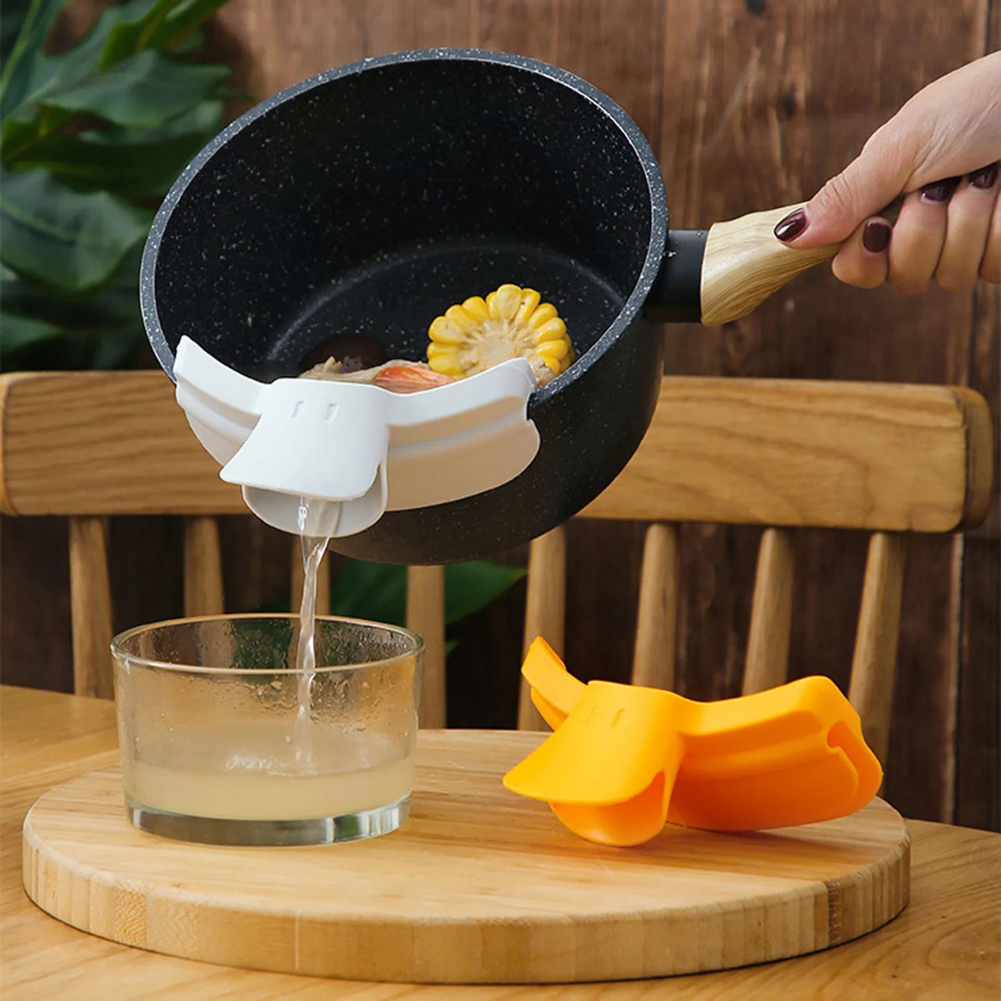 Silicone Pour Spout – Splash-Proof